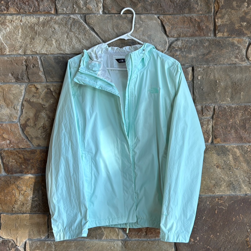 The North Face- Women's Resolve 2 Waterproof Rain Jacket